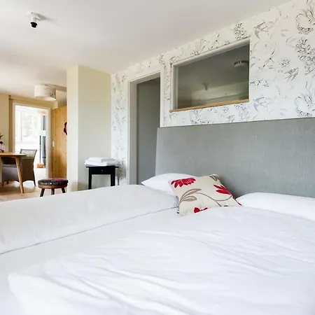 Hotel Berghaus Freiburg - Auf Dem Schauinsland 3*