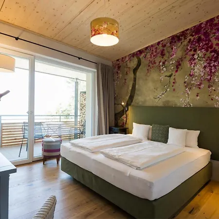 Berghaus Freiburg - Auf Dem Schauinsland