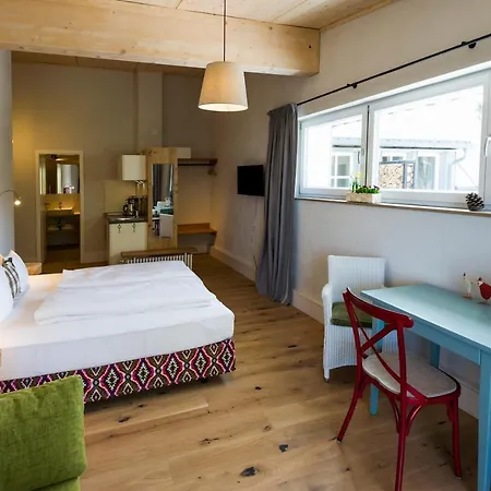 Berghaus Freiburg - Auf Dem Schauinsland Otel